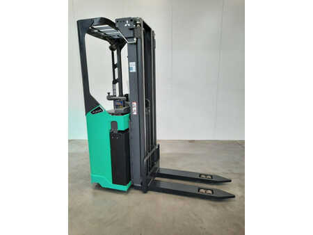 Stapelaars 2022  Mitsubishi SBR16N2 (1)