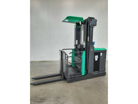 14171_UE-441894-2.jpg?v=1761539136