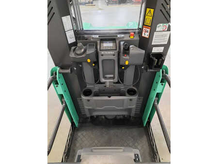 14171_UE-441894-5.jpg?v=1761539136