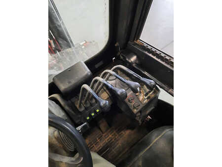 Dieselový VZV 2019  CAT Lift Trucks DP35N (4)