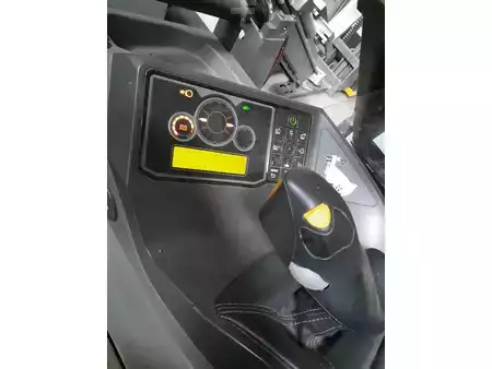 Skyvemast  Unicarriers 200DTFVRG1080UHD (2)