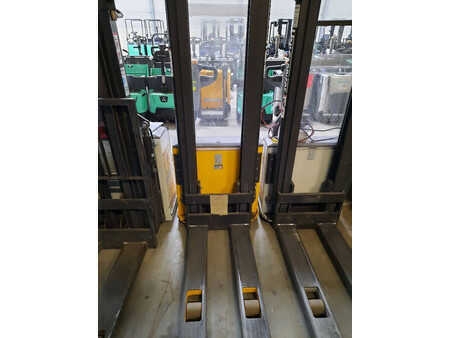 Magasemelésű béka 2020  Unicarriers PS125 (2)