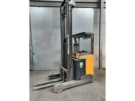 Schubmaststapler 2018  Unicarriers 200DTFVRF895UMS (2)