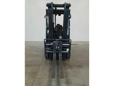 Elektromos 4 kerekű 2020  Unicarriers A2N1L16Q (4)