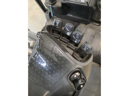 Elektromos 4 kerekű 2020  Unicarriers A2N1L16Q (6)