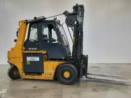 Elektro čtyřkolový VZV 2018  Mora EP80RA (1)