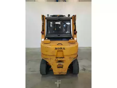 Elektro čtyřkolový VZV 2018  Mora EP80RA (3)