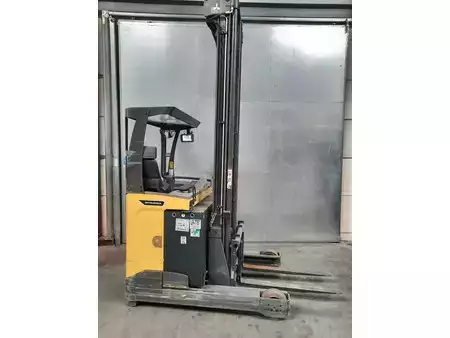 Retráctil 2022  Mitsubishi RB20N3 (1)