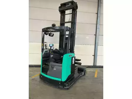Empilhador Quatro caminhos 2025  Mitsubishi RBM 25 N3 (1)