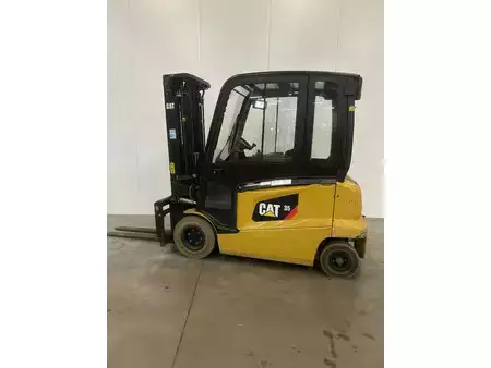 Elektro čtyřkolový VZV 2019  CAT Lift Trucks EP35N-80E (2)