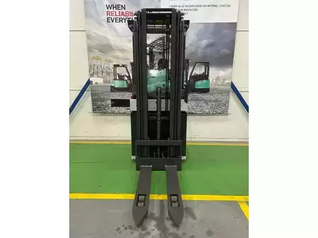 Fahrerstandstapler 2021  Unicarriers A/160DTFVJN540 (4)