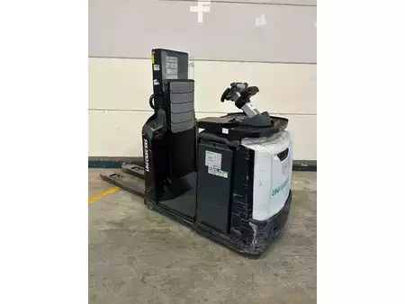 Préparateurs de commande horizontaux 2021  Unicarriers OEH 120 (1)