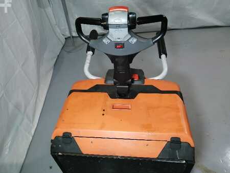 Niederhubwagen 2014  BT LPE240 (4)