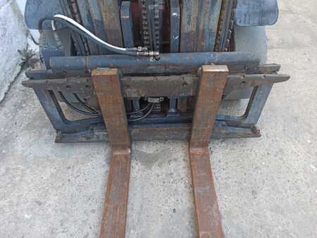 Nestekaasutrukki 1999  Linde H35T-04 (5)