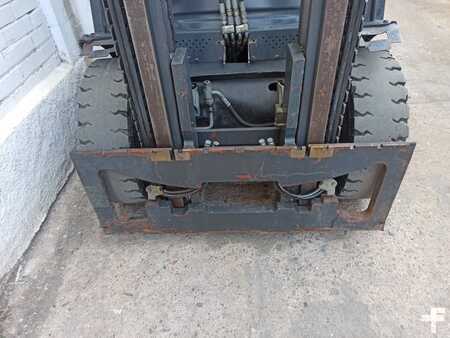 Dízel targoncák 2014  Linde H45D-02 (5)