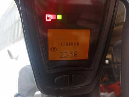 Dízel targoncák 2014  Linde H45D-02 (9)