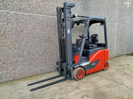 Elektro 4 Rad 2019  Linde E16PH-02 EVO (1)
