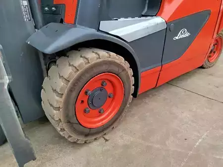 Elektro 4 Rad 2019  Linde E16PH-02 EVO (4)