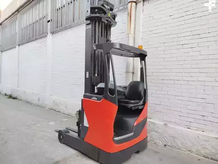 Carretilla retráctil 2018  Linde R14HD-01 (1)