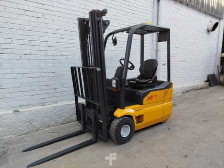 3-wiel elektrische heftrucks 2006  OM XE 15 (1)