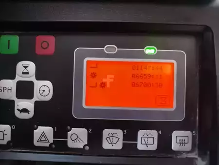 Chariots électriques à 3 roues 2016  Toyota 8FBE16T (8)