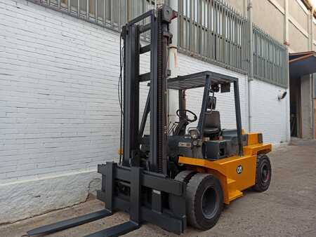 Carrelli elevatori diesel 2000  OM DI70C (1)