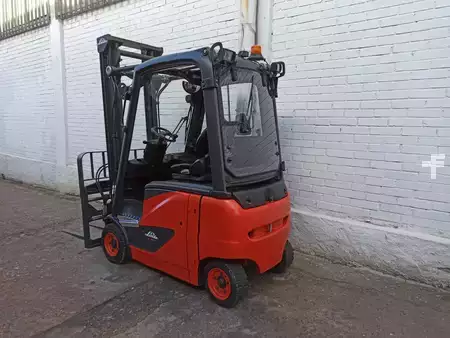 Elektro 4 Rad 2017  Linde E16PH-02 (2)