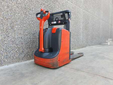 Ledstaplare gå 2013  Linde D08 (1)