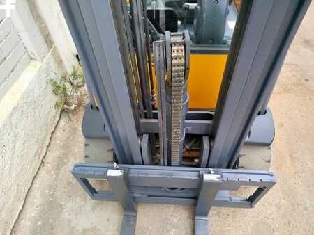 Electric - 4 wheels 2006  Jungheinrich EFG320 (5)