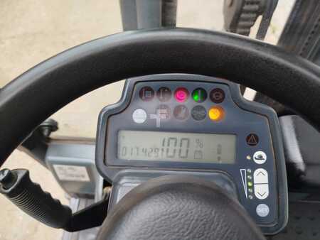 Electric - 4 wheels 2006  Jungheinrich EFG320 (9)