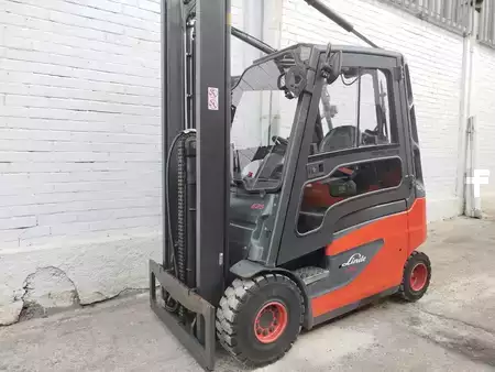 El truck - 4 hjulet 2019  Linde E25 (1)