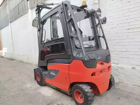 El truck - 4 hjulet 2019  Linde E25 (3)