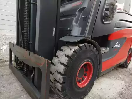 El truck - 4 hjulet 2019  Linde E25 (4)