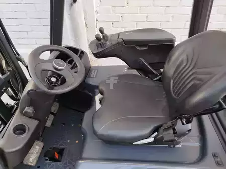 Elektro tříkolové VZV 2017  Linde E15-02 (5)
