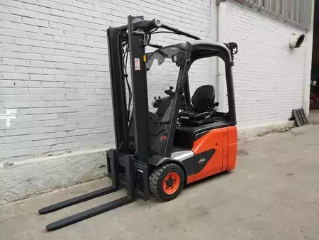 Elektro tříkolové VZV 2019  Linde E15-02 EVO (1)