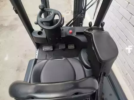 Elektro tříkolové VZV 2019  Linde E15-02 EVO (8)