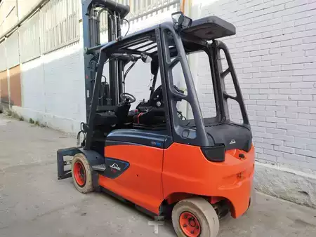 Electric - 4 wheels 2018  Linde E50HL-01/600 (3)