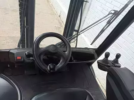 Diesel gaffeltruck 2007  Linde H40D (8)