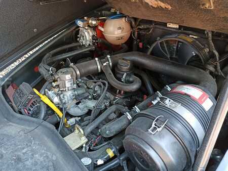 Nestekaasutrukki 2013  Linde H16T (10)