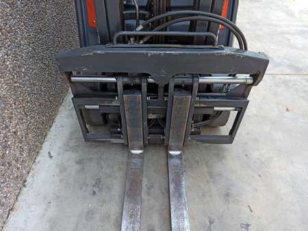 Nestekaasutrukki 2013  Linde H16T (5)