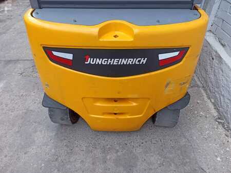Elektryczne 4-kołowe 2020  Jungheinrich EFG430 (6)