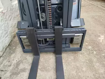 Chariots électriques à 3 roues 2018  Linde E20L-02 EVO (5)