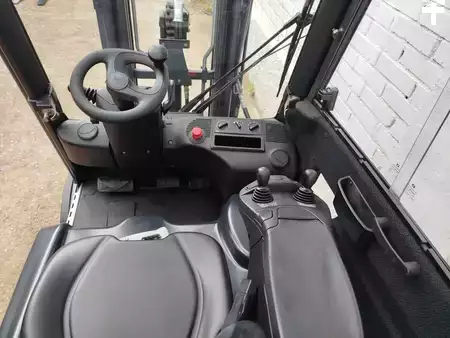 Chariots électriques à 3 roues 2018  Linde E20L-02 EVO (8)