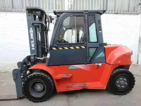 Dieseltrukki 2019  Heli CPCD70 (2)