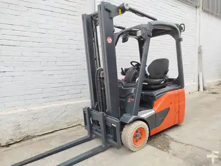 Elektrisk- 3 hjul 2015  Linde E14-02 (1)