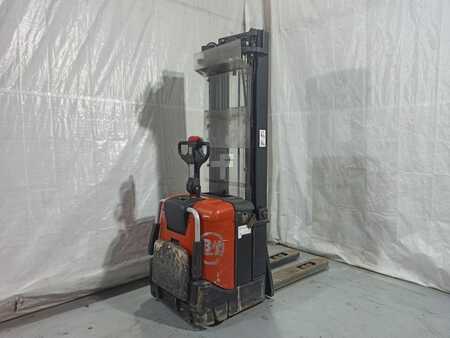 Hochhubwagen 2006  BT SPE160 (1)