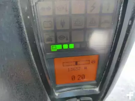 Eléctrica de 4 ruedas 2019  Linde E16P (9)