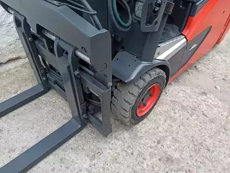 El truck - 3 hjulet 2019  Linde E16L-02 (4)