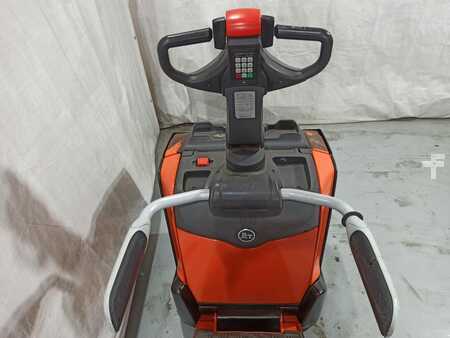 Electric Pallet Jacks 2016  BT LPE200 (4)