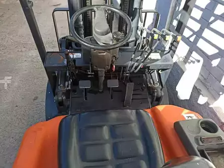 Dieselový VZV 2016  Doosan D25G (8)